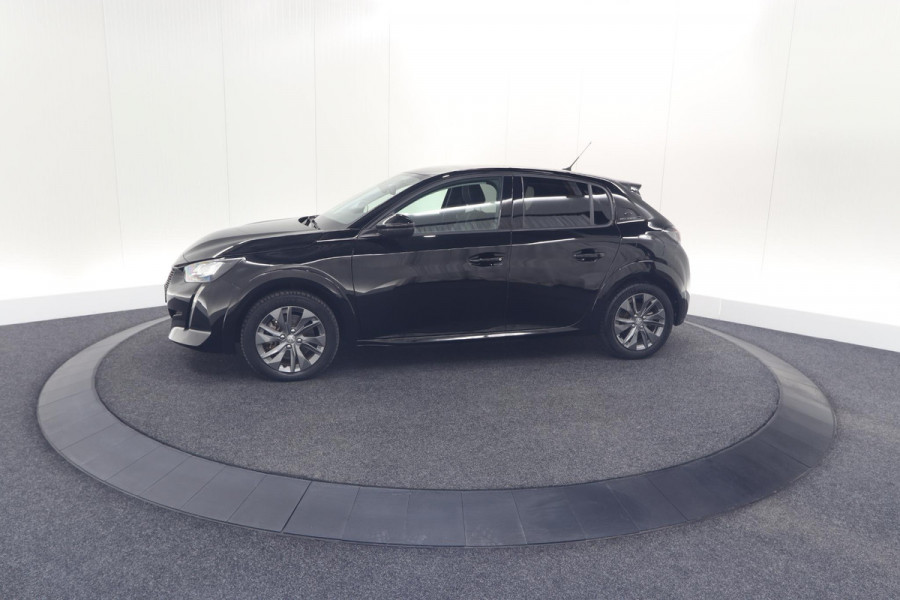 Peugeot e-208 EV Allure 50 kWh | 3 Fase Laadfunctie | Parkeersensoren | Apple Carplay