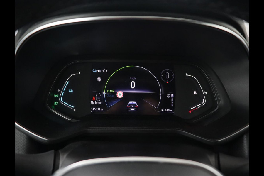 Renault Clio 1.6 E-Tech Hybrid 140 Intens | Stoelverwarming | Camera | Carplay | Stuurverwarming | Half leder | Full LED | Navigatie | Climate control | Cruise control | Parkeerhulp