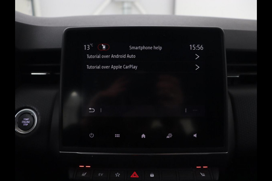 Renault Clio 1.6 E-Tech Hybrid 140 Intens | Stoelverwarming | Camera | Carplay | Stuurverwarming | Half leder | Full LED | Navigatie | Climate control | Cruise control | Parkeerhulp