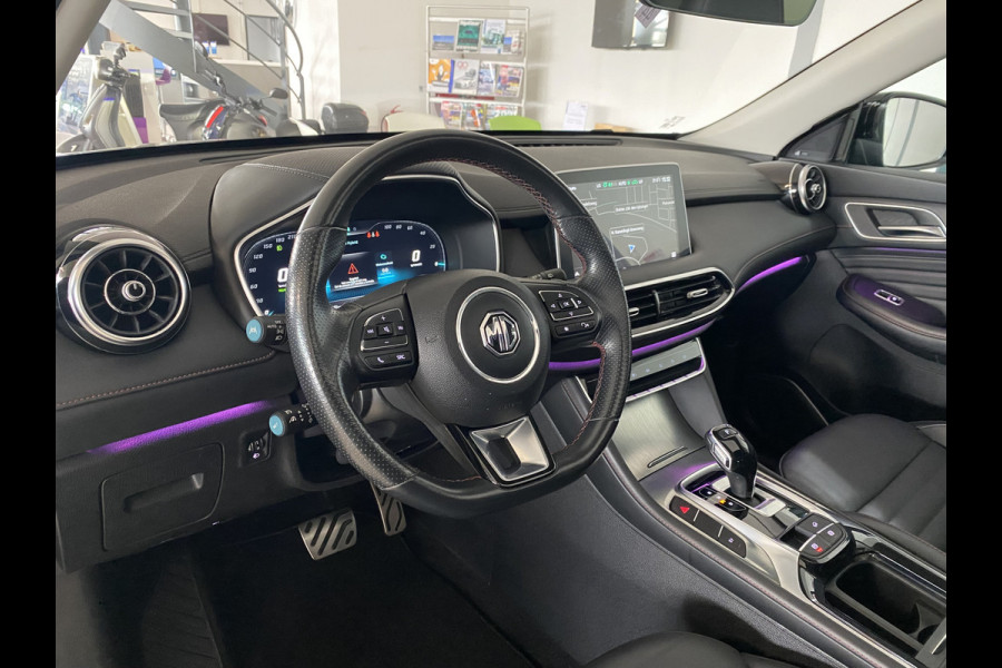 MG EHS 1.5 TGDI Luxury Panoramadak /