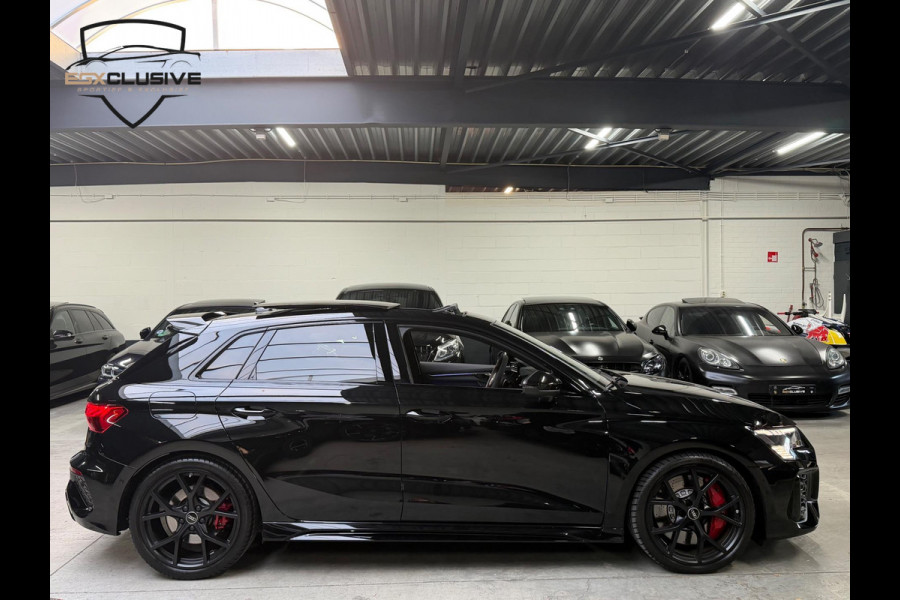 Audi RS3 Sportback 2.5 TFSI Quattro Pano/Carbon/Camera/Keyless