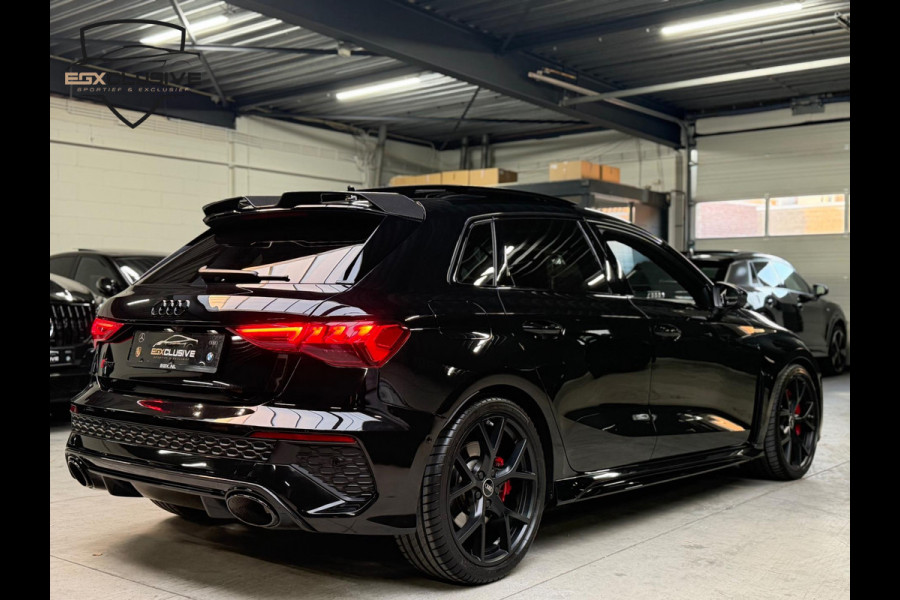 Audi RS3 Sportback 2.5 TFSI Quattro Pano/Carbon/Camera/Keyless