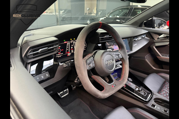 Audi RS3 Sportback 2.5 TFSI Quattro Pano/Carbon/Camera/Keyless