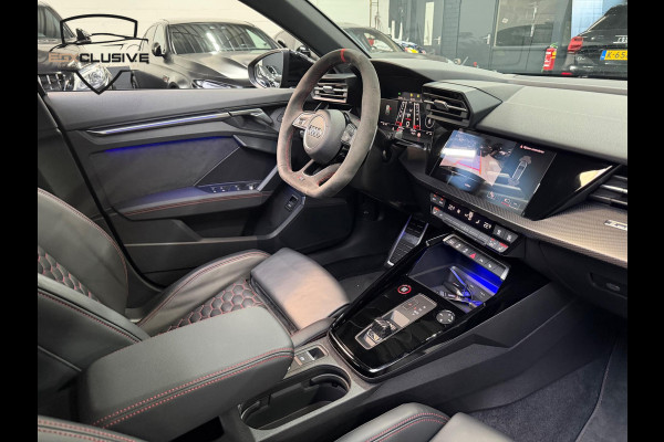 Audi RS3 Sportback 2.5 TFSI Quattro Pano/Carbon/Camera/Keyless
