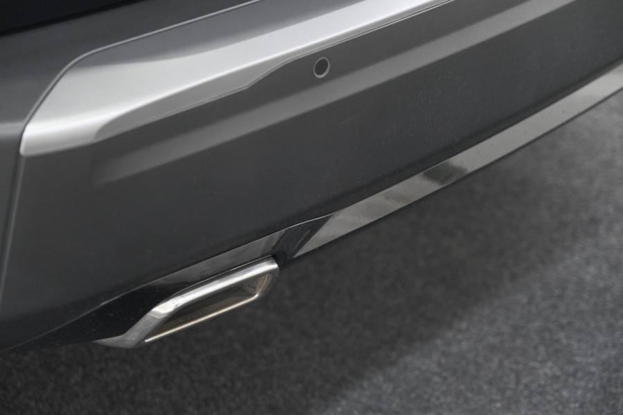 Peugeot 2008 PureTech 130 EAT8 GT | Camera | Parkeersensoren | Apple Carplay