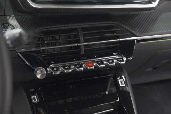 Peugeot 2008 PureTech 130 EAT8 GT | Camera | Parkeersensoren | Apple Carplay