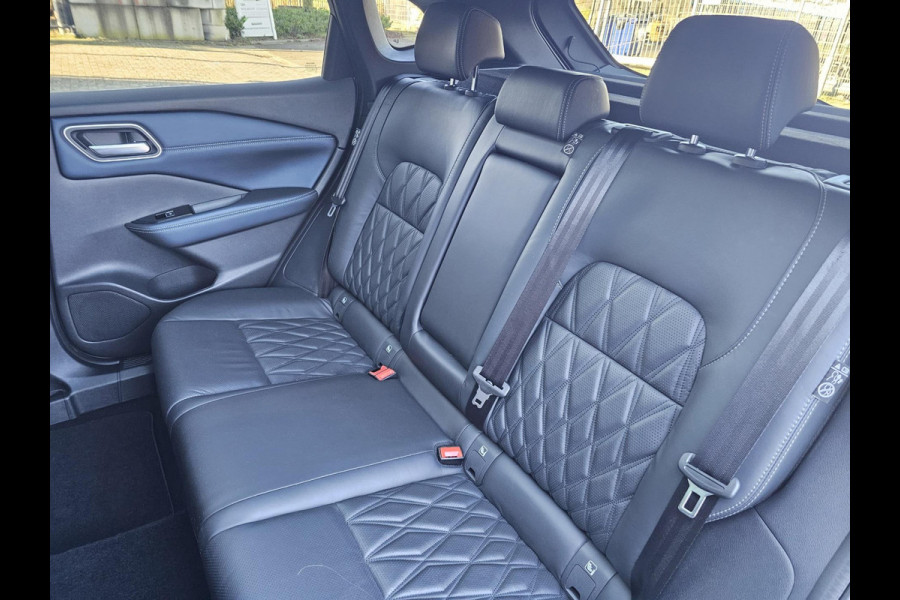 Nissan QASHQAI 1.3 MHEV Xtronic Tekna Design Pano Leder Trekhaak Dealer OH 1e eig