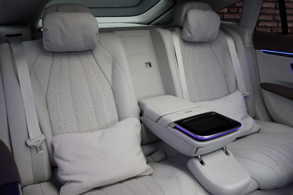 Mercedes-Benz EQS 450+ AMG Line 108 kWh | Hyperscreen | Luchtvering | Achterasbesturing | Distronic | Burmester | Memory | Keyless Go | Warmtepomp | Elek. Zitplaatsen Achter |