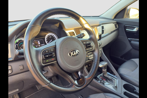 Kia Niro 1.6 GDi Hybrid DynamicLine Automaat | Navi | Clima | Cruise | LMV | Camera | H-Leder | Apple Carplay & Android Auto |