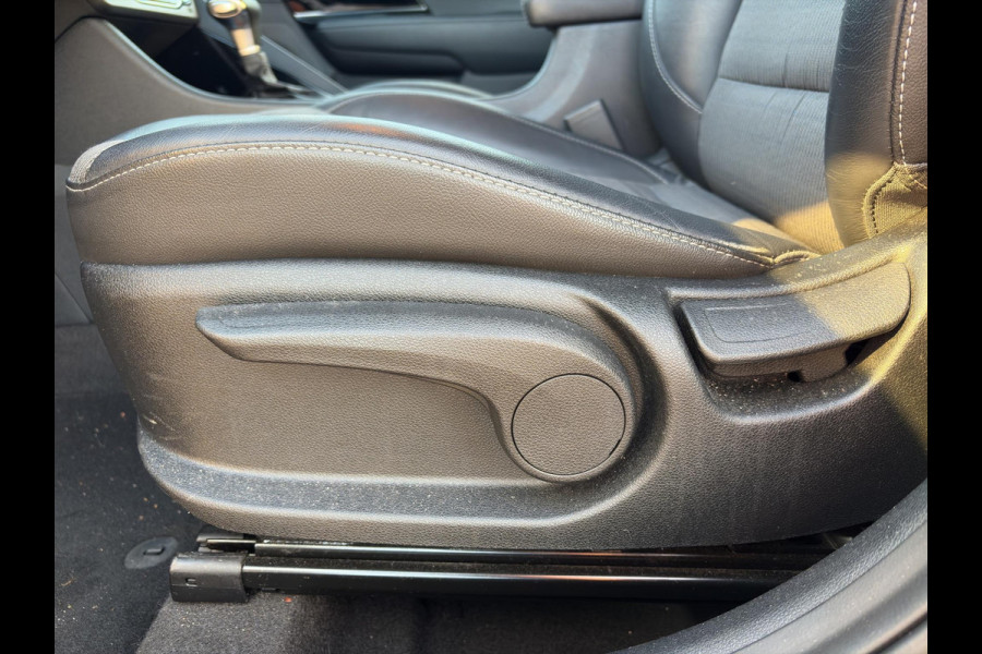 Kia Niro 1.6 GDi Hybrid DynamicLine Automaat | Navi | Clima | Cruise | LMV | Camera | H-Leder | Apple Carplay & Android Auto |