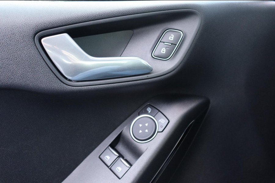Ford Fiesta 1.1 Trend org. NL-auto navigatie cruise