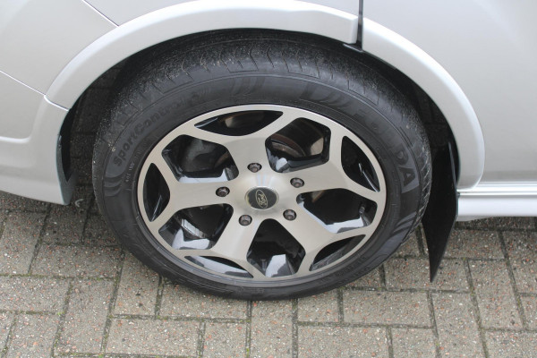 Ford Transit Custom Dubbele Cabine 320 2.0 TDCI L2H1 Sport | Trekhaak | Camera | Winterpack | 18 INCH Lichtmetalen Velgen | Airco | Adaptieve Cruise Control