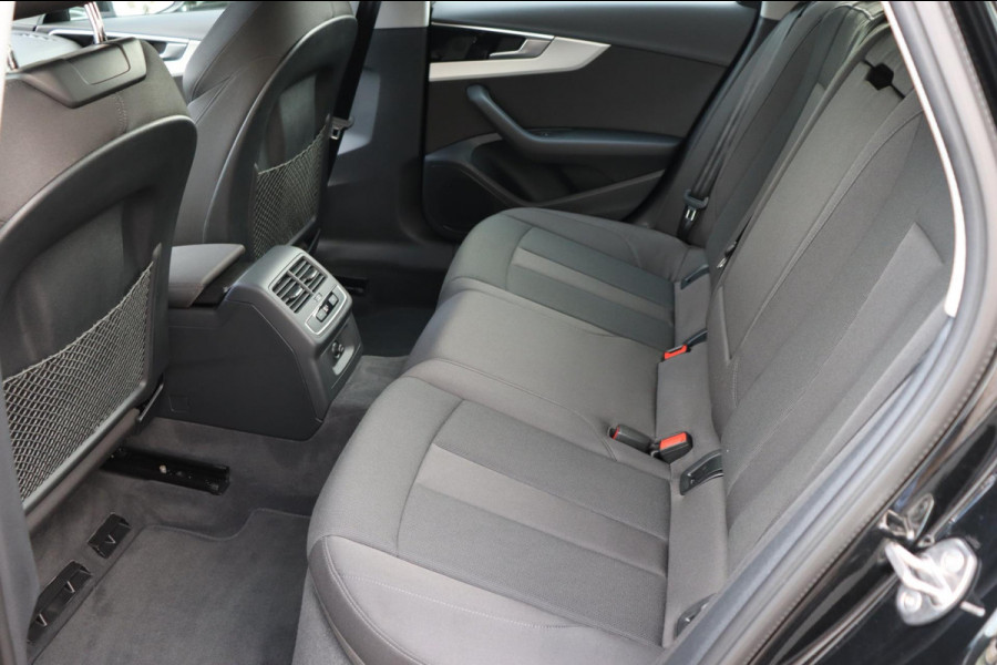 Audi A4 Avant 35 TFSI Advanced Edition org NL el.trekhaak +klep