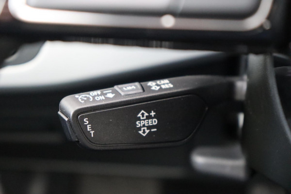 Audi A4 Avant 35 TFSI Advanced Edition org NL el.trekhaak +klep