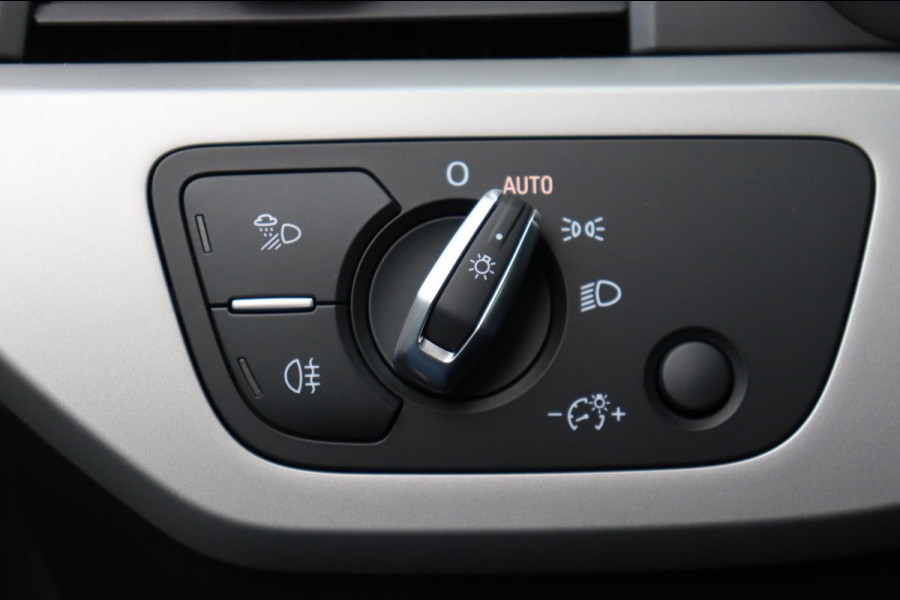 Audi A4 Avant 35 TFSI Advanced Edition org NL el.trekhaak +klep