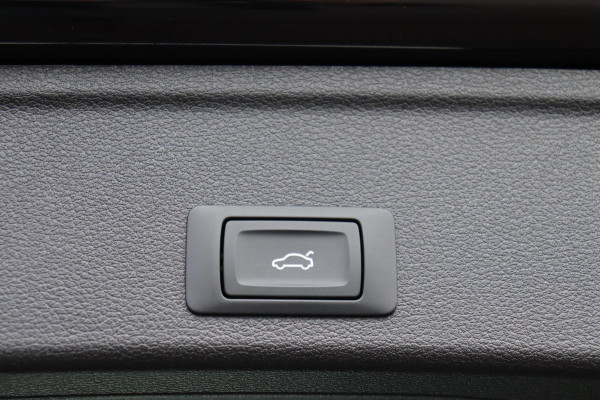 Audi A4 Avant 35 TFSI Advanced Edition org NL el.trekhaak +klep