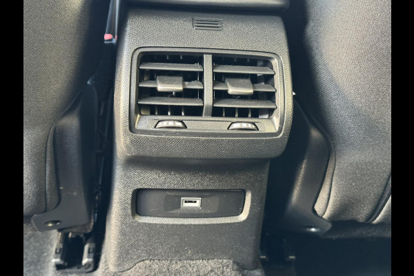 Citroën C4 1.2 PureTech Feel Automaat Adaptive cruise Airco Apple / Android Dodehoekdetectie Navi Parkeercamera / sensoren Head-Up