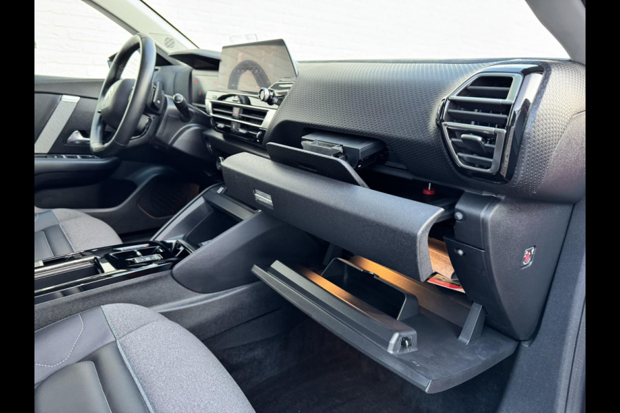 Citroën C4 1.2 PureTech Feel Automaat Adaptive cruise Airco Apple / Android Dodehoekdetectie Navi Parkeercamera / sensoren Head-Up