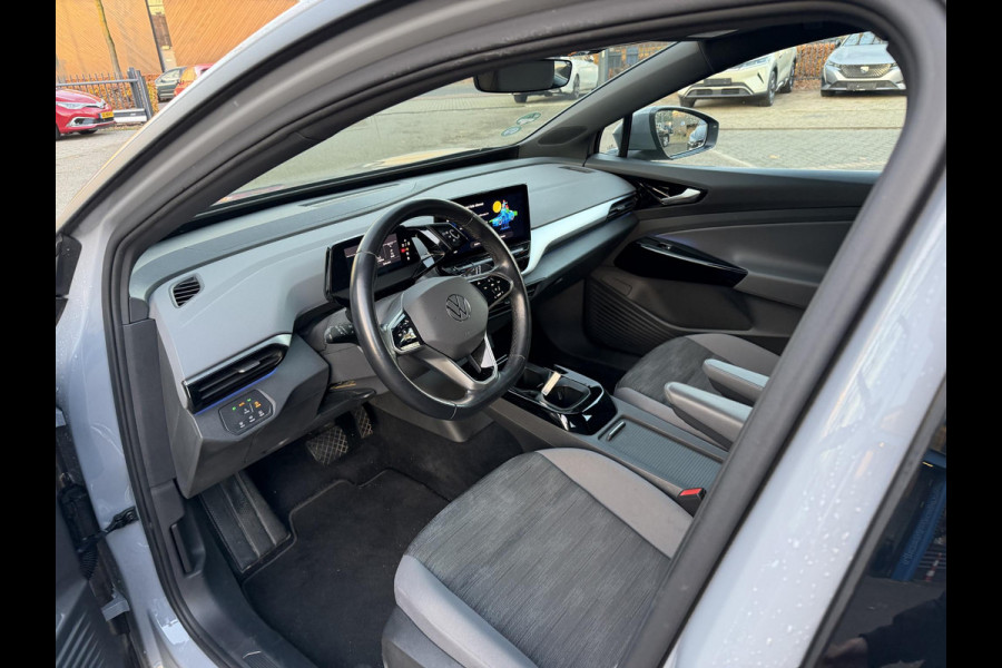Volkswagen ID.4 Life 77 kWh Stoel & Stuurverwarming | Adaptieve Cruise Control | Rijklaar met 12 mnd BOVAG Garantie
