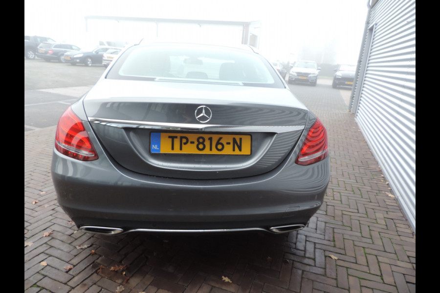Mercedes-Benz C-Klasse 180 Business Solution LAGE KM