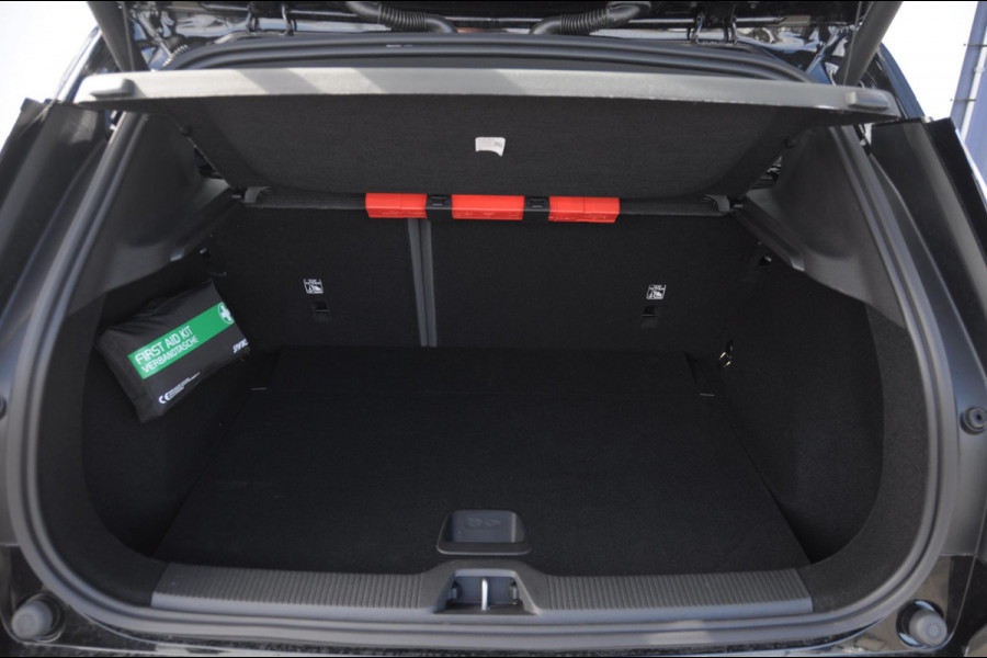 Volvo EX30 272PK Ext. Range Plus Adaptieve cruise control / BLIS / Parkeersensoren met camera / Elektrische achterklep / 20" velgen / Google infotainment / Keyless entry