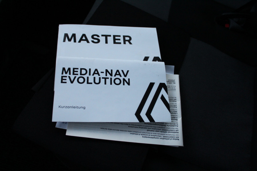 Renault Master T35 2.3 dCi 145PK E6 L4H3 EL RWD Energy Comfort ✓ Maxi ✓ Jumbo ✓ 3-zits ✓ Navigatie / Camera ✓ 270° deuren