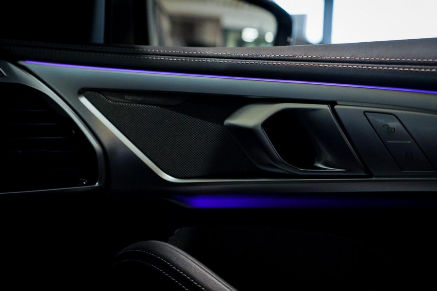 BMW 8 Serie Gran Coupé M850i xDrive High Executive / Drive Assist / 360 Camera / Stoelverwarming&koeling