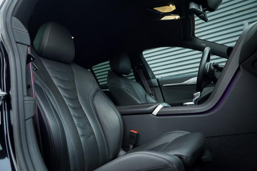 BMW 8 Serie Gran Coupé M850i xDrive High Executive / Drive Assist / 360 Camera / Stoelverwarming&koeling