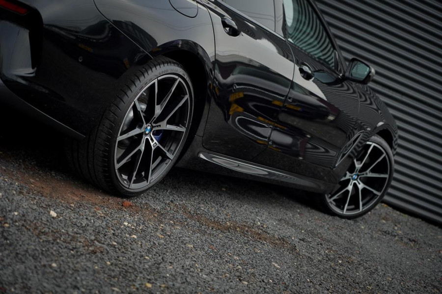BMW 8 Serie Gran Coupé M850i xDrive High Executive / Drive Assist / 360 Camera / Stoelverwarming&koeling