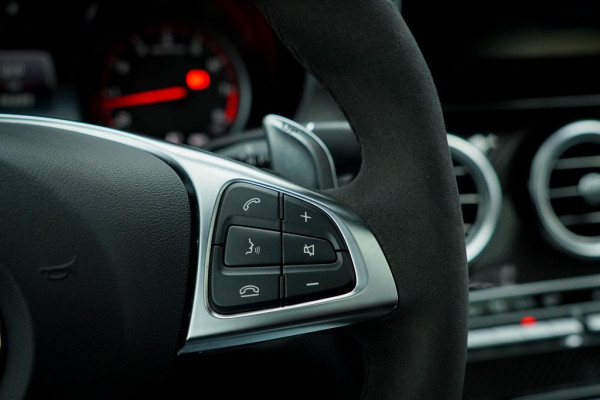 Mercedes-Benz GLC Coupé AMG 63 S 4MATIC+ / NL Auto / Keramisch / Performance Stoelen / Schuifdak