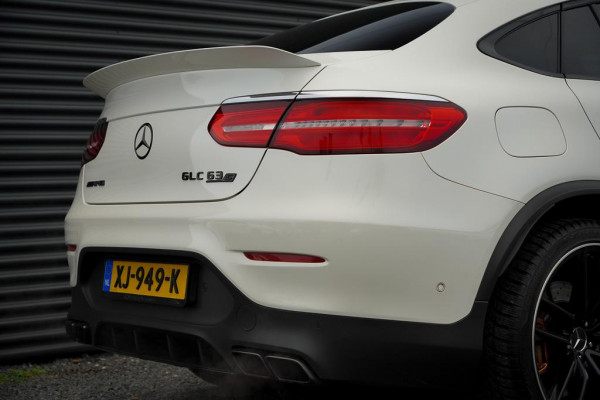 Mercedes-Benz GLC Coupé AMG 63 S 4MATIC+ / NL Auto / Keramisch / Performance Stoelen / Schuifdak