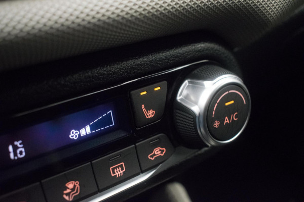 Nissan Micra 0.9 IG-T N-Connecta Sport [ Stoelverwarming Keyless LED Camera Climate Cruise Control Bluetooth ]