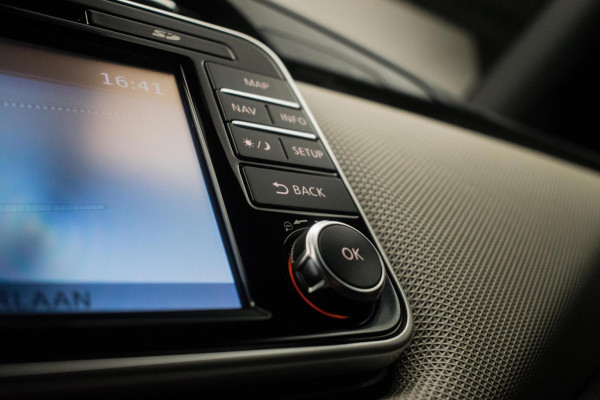 Nissan Micra 0.9 IG-T N-Connecta Sport [ Stoelverwarming Keyless LED Camera Climate Cruise Control Bluetooth ]