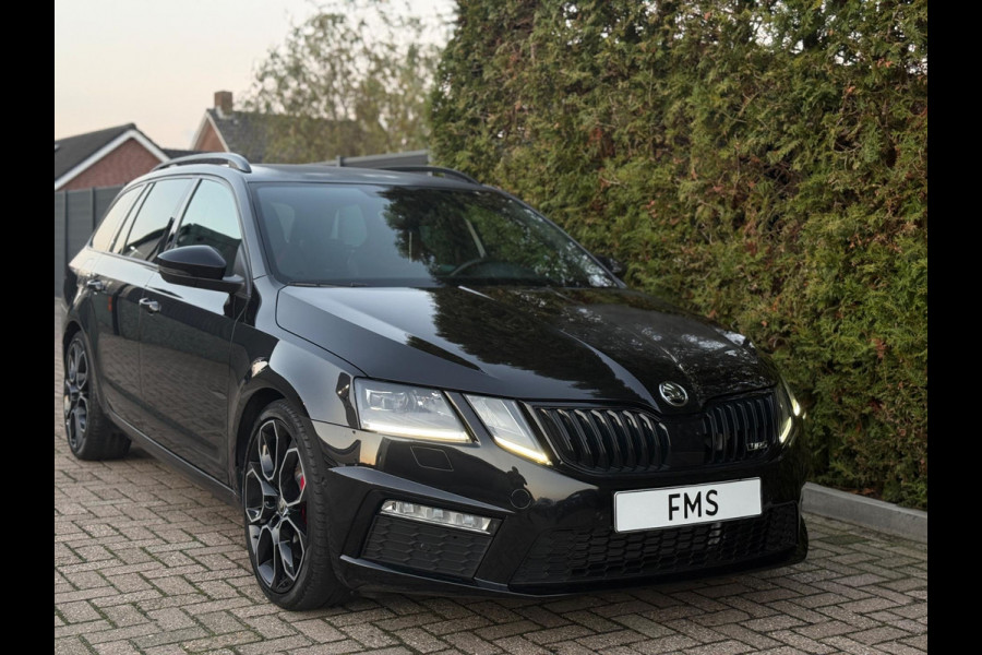 Škoda Octavia Combi 2.0 TSI RS 245pk CarPlay Canton