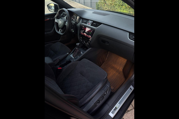 Škoda Octavia Combi 2.0 TSI RS 245pk CarPlay Canton