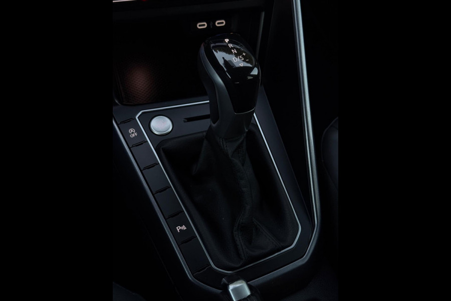 Volkswagen Polo 1.0 TSI Camera IQ Light CarPlay