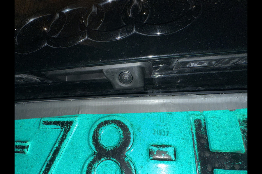 Audi Q3 45 TFSI e S edition Black edition. Trekhaak. Navi. Camera.