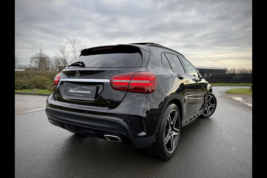 Mercedes-Benz GLA 180 AMG Panoramadak|Camera|Stoelverw.|Night pakket|Keyless-Go|