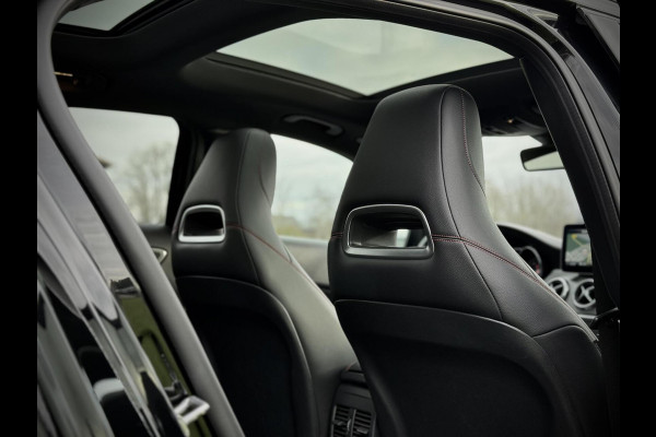 Mercedes-Benz GLA 180 AMG Panoramadak|Camera|Stoelverw.|Night pakket|Keyless-Go|