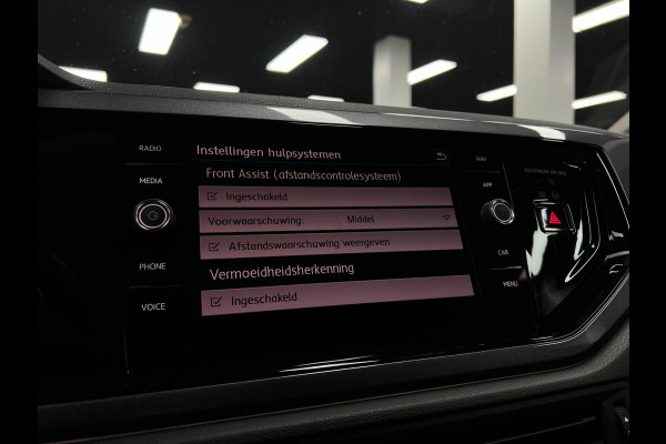 Volkswagen Polo 1.0 TSI Highline |Clima| PDC|Carplay |Navi |