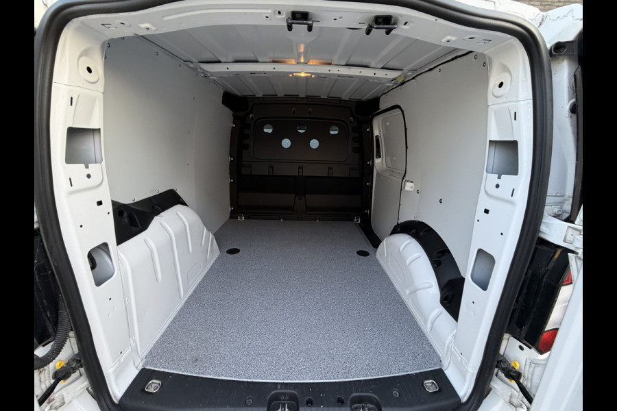 Volkswagen Caddy Cargo 2.0 TDI 102PK Euo 6 CarPlay/trekhaak/ Climat control