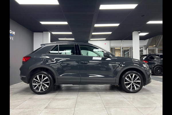 Volkswagen T-Roc 1.0 TSI | Carplay | Lane | Virtual |Led |