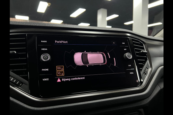 Volkswagen T-Roc 1.0 TSI | Carplay | Lane | Virtual |Led |