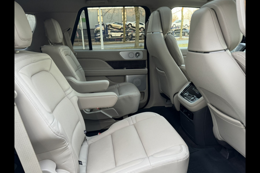 Lincoln Navigator BLACK LABEL FULL SPEC.