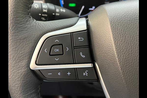 Toyota highlander Sienna 2.5 Hybrid Luxe XLE