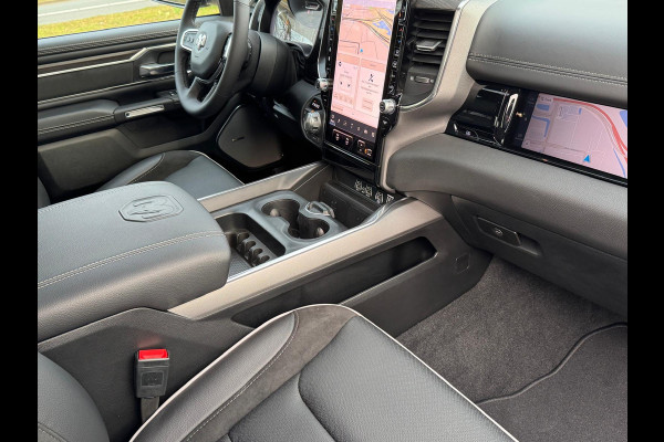 Dodge Ram Laramie full spec. luchtvering, pano, pass.scherm MY25 3.0L TT Hurrican 420pk