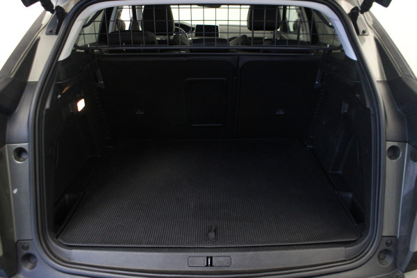 Peugeot 3008 1.2 PureTech Allure Pano