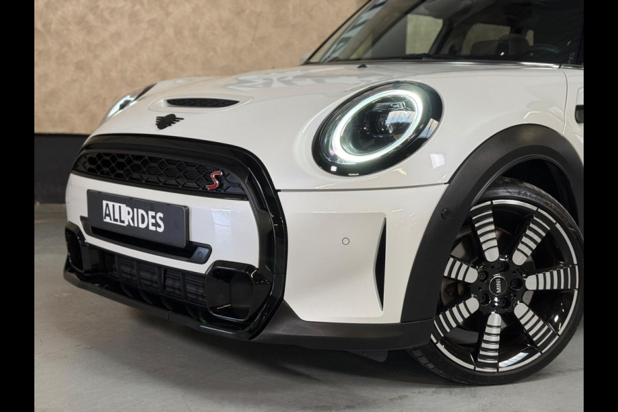 MINI Mini 2.0 Cooper S Essential | Pano | Keyless | HUD | Harman/Kardon | Sfeerverlichting | camera
