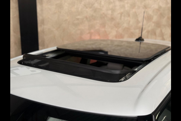 MINI Mini 2.0 Cooper S Essential | Pano | Keyless | HUD | Harman/Kardon | Sfeerverlichting | camera