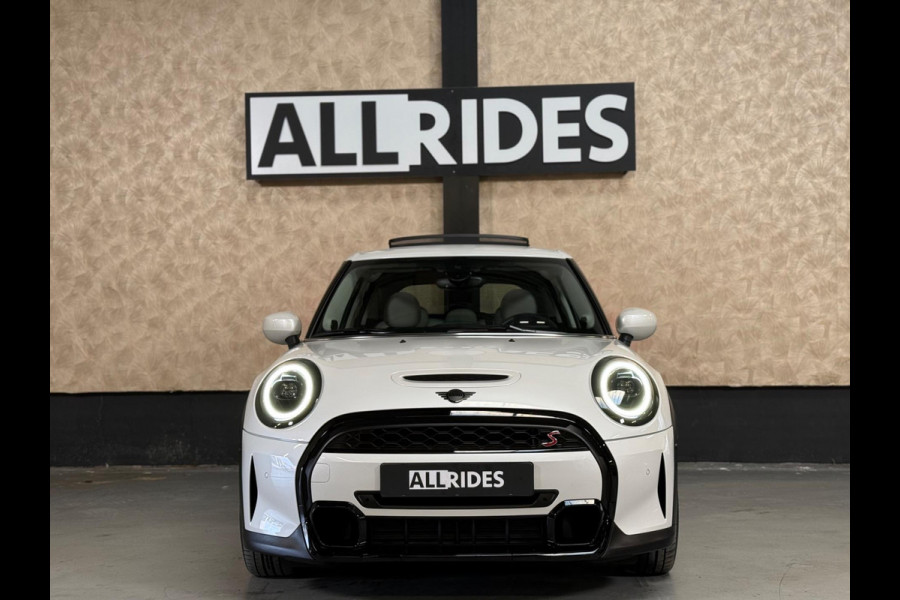 MINI Mini 2.0 Cooper S Essential | Pano | Keyless | HUD | Harman/Kardon | Sfeerverlichting | camera